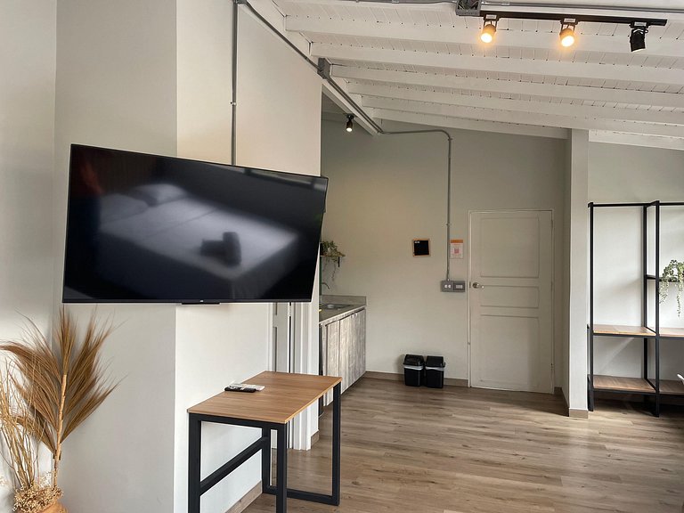 Suite 9 in Laureles Chill Lofts
