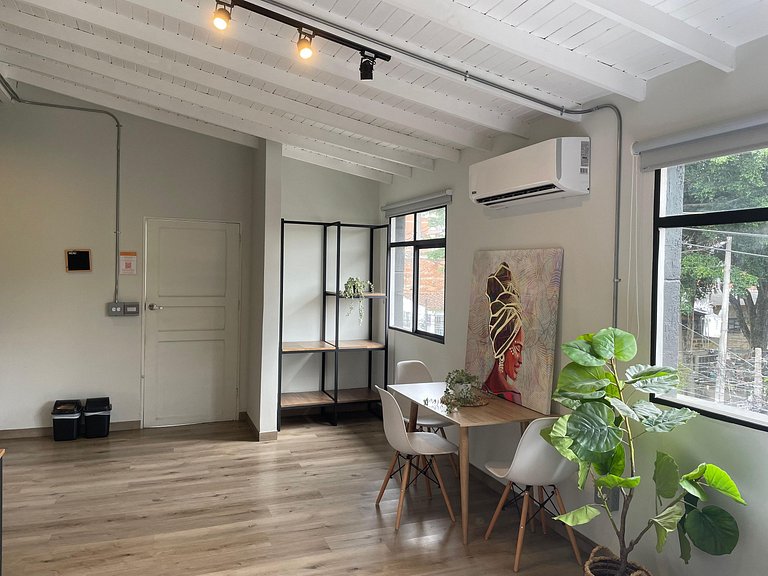 Suite 9 in Laureles Chill Lofts
