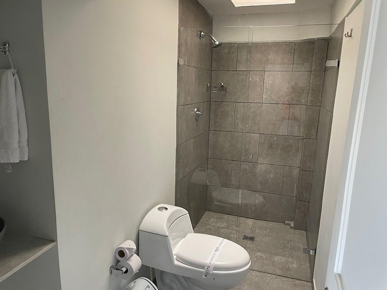 Suite 9 in Laureles Chill Lofts