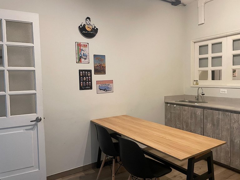 Suite 1 in Laureles Chill Lofts