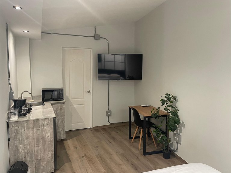 Suite 6 in Laureles Chill Lofts